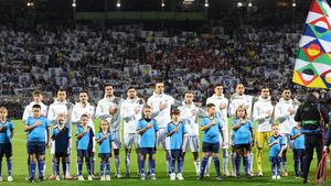 Edin Džeko je 'iz daljine' bodrio svoje donedavne saigrače, evo šta im je poručio